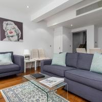 A Stunning Three Bedroom Home in Mayfair