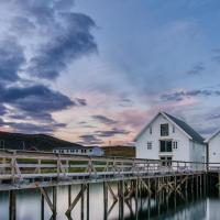 Lovisenborg Brygge, hotel perto de Berlevåg Airport - BVG, Kongsfjord