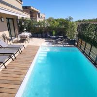 Villa 4 chambres piscine privée à 400m de la plage dans une résidence neuve