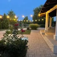 Battonya House, hotel di Battonya