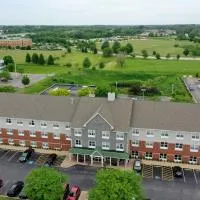 Country Inn & Suites by Radisson, Crystal Lake, IL, отель в городе Кристал-Лейк