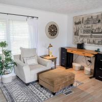 Beautiful Stylish 3 bedroom home in Greenville, hotel perto de Aeroporto Donaldson Center - GDC, Greenville