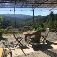 Gite très belle vue au cœur des Cévennes, hotel a Saint-Germain-de-Calberte