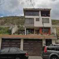 FAKALI Homestay, hotel em Quito