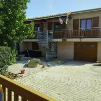 LA BOUVIERE, hotel em Aulnat