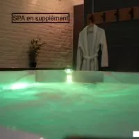 L'Atterrissage, отель в городе Santes