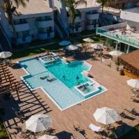 Makkai Resort Hotel Bombinhas, хотел в Бомбиняс