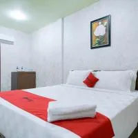 RedDoorz Plus @ Jalan FL Lumban Tobing Sibolga, hotel a Sibolga
