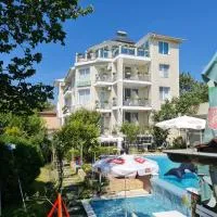 Hotel Rai, viešbutis mieste Obrochishte