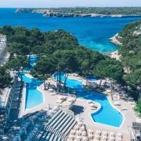 Iberostar Waves Club Cala Barca All Inclusive, hotel u gradu Portopetro