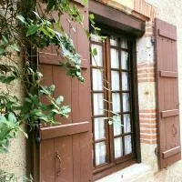 Maison Necty Auvillar, hotel v destinaci Auvillar