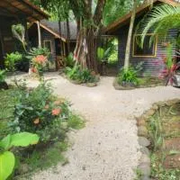 Casa el Colibrí, hotel a Parrita