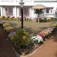 Nibhriti Guest House, hotell i Bolpur