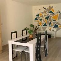 Gite chez Carolanne et Julien, hotel u gradu 'Courtivron'