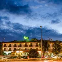 Hotel Zodiaco, хотел в Байлен