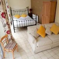 Colchester Sunny Apartment with Pool and EV Car Point, hotell sihtkohas Lexden