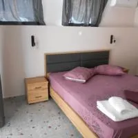 SPΛCES PYLOS Apartments, готель у місті Пілос