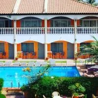 Cape Point Hotel, hotel u gradu Bakau