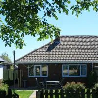 Simla Bungalow, Tetney, Spacious Parking, Private Garden, Hotel in Tetney