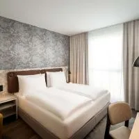 Arthotel ANA Amber, готель у місті Росток
