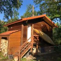 Tiny house détente nature la maison du pêcheur, hotel en Pulligny