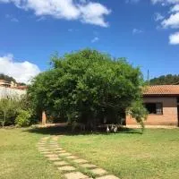 Chalé Aconchegante, hotel u gradu 'Maria da Fé'