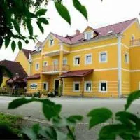 Dorfwirt, hotel a Sankt Marein bei Graz