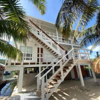 Ocean Breeze Villa Rentals, hotel i nærheden af Guanaja Lufthavn - GJA, Oak Ridge
