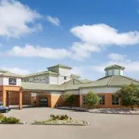 Royal Hotel Edmonton Airport Trademark Collection By Wyndham, hôtel à Leduc