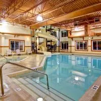 Ramada by Wyndham Ponoka, hotel a Ponoka