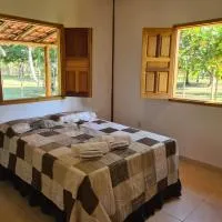 Chalé Amarelo, conforto e muita natureza - Mar Doce!, khách sạn ở Caravelas