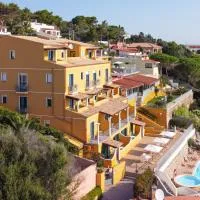 Lu' Hotel Maladroxia, hotell sihtkohas SantʼAntìoco