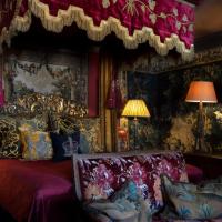 The Witchery by the Castle, hotel in Old Town, Edinburgh