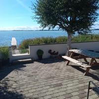 Strand Huset, hotel in Faaborg