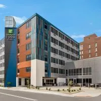 Holiday Inn Express & Suites Evansville Downtown by IHG, hotel en Evansville
