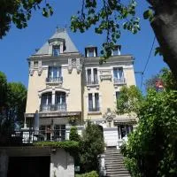 Hôtel Terminus, hotel u gradu Kaor