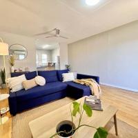 Tastefully renovated - 3 bedroom apartment, hotelli kohteessa South Hedland lähellä lentokenttää Port Hedlandin kansainvälinen lentokenttä - PHE 