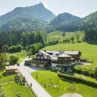 Gasthof Kleefeld – hotel w mieście Strobl