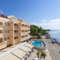 Aparthotel Milenij: Ba&scaron;ka Voda şehrinde bir otel