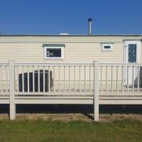 Caravan 2 coral beach Ingoldmells 6 berth