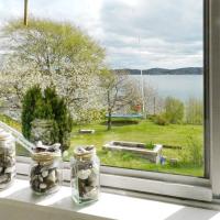 7 person holiday home in LYSEKIL, hotell i Lysekil