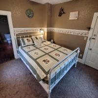 Prairie House Manor Bed and Breakfast, hotel in zona Aeroporto Regionale di Huron - HON, De Smet