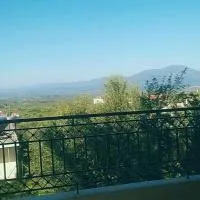 Μεζονέτα 5 υπνοδωμάτια, πλήρως εξοπλισμένη και με φορτιστή ηλεκτρικού αυτοκινήτου, hotel en Arfará