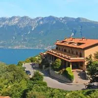 티날레에 위치한 호텔 Hotel Garnì Al Poggio
