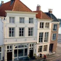 Hotel de Vischpoorte, hartje Deventer en aan de IJssel