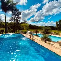 Pousada São Sebastião: São Sebastião do Rio Verde'de bir otel