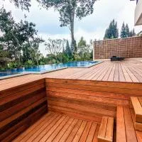 Cottonwood Exclusive Villa @Lembang Asri - Jacuzzi Playground Netflix Billyard, hotell sihtkohas Lembang