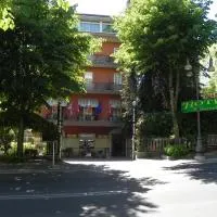 Hotel Villa Robinia, ξενοδοχείο σε Genzano di Roma