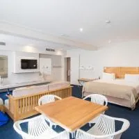 Harbour House Hotel - Adventure Pads, отель в Херманусе
