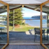 12 Rocks Beach View Loft Central Port Campbell, hotel di Port Campbell